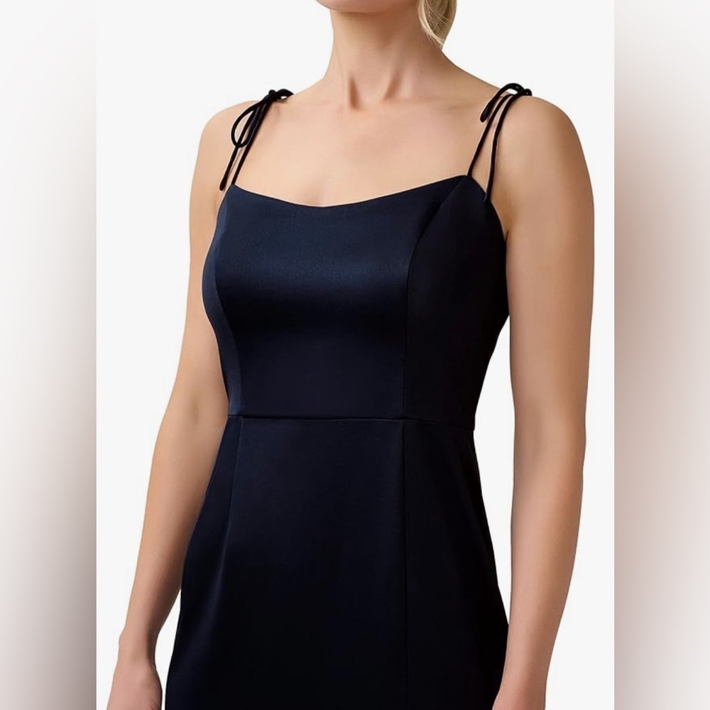 ADRIANNA PAPELL NWT SIZE 14 Dark navy SATIN CREPE LONG GOWN - Picture 3 of 10